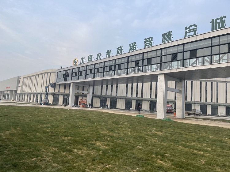 山東菏澤某公司選中御衛(wèi)仕洗地機、工業(yè)吸塵器等清潔設備